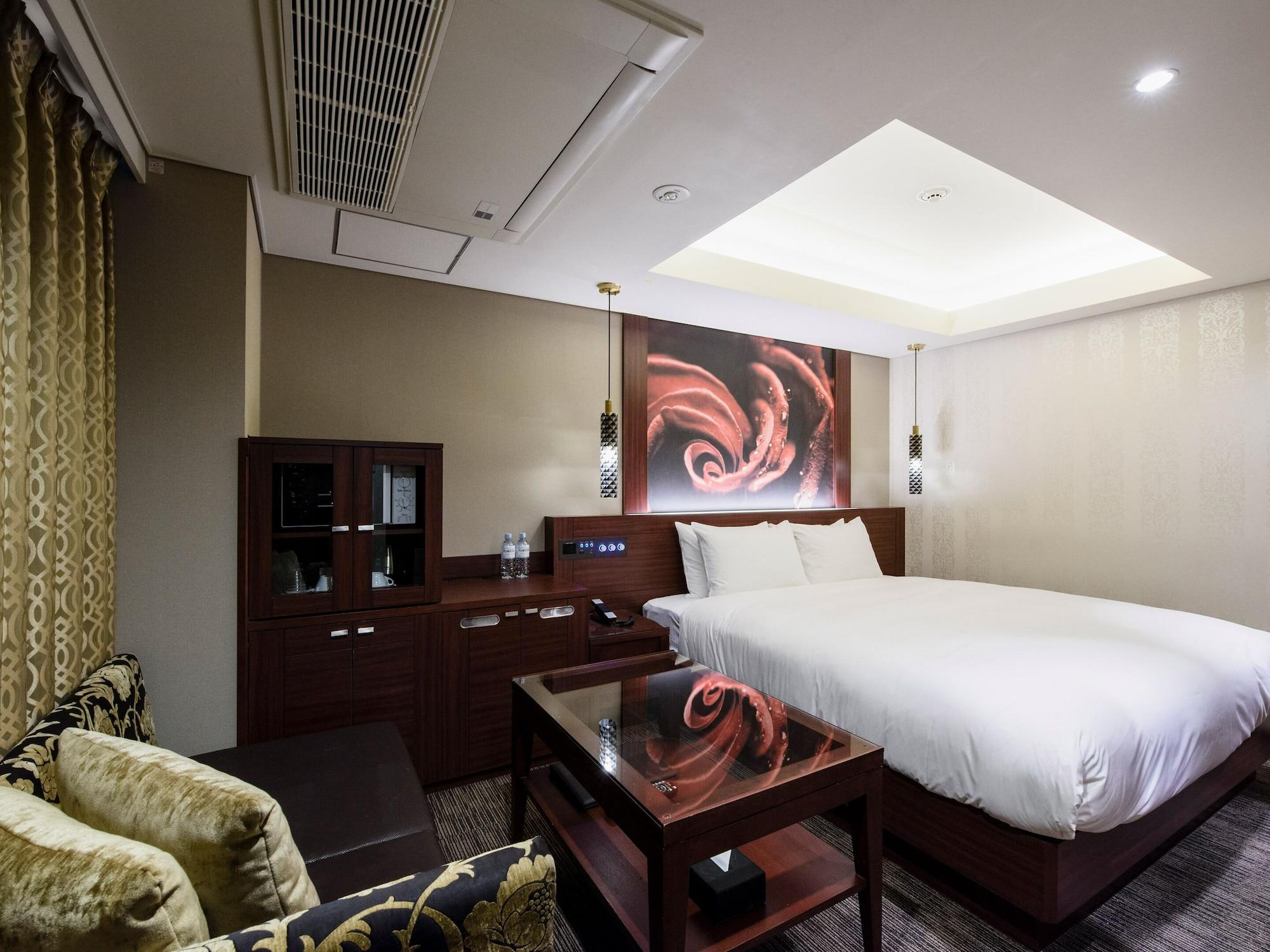 Meguroholic Hotel Токіо Екстер'єр фото